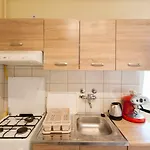 Bier-lak House 71