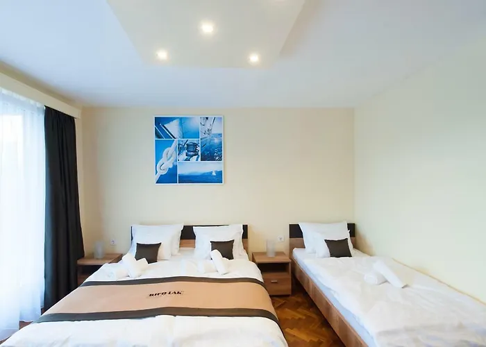 Bier-lak House 71 Balatonlelle